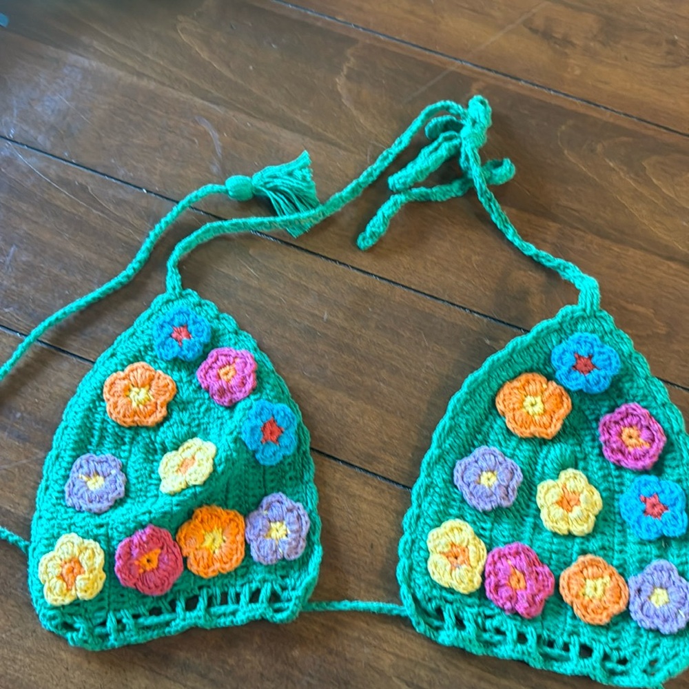 Green Crochet Floral Crop Top